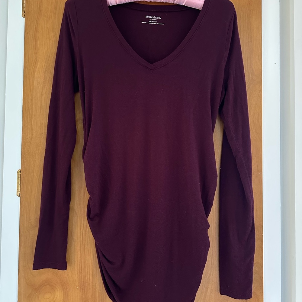 Motherhood Burgundy V-Neck Long-Sleeve Maternity Top XS